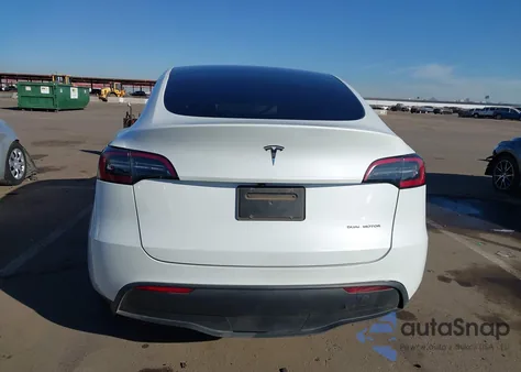 2023 Tesla Model Y Awd/Long Range Dual Motor All-Wheel Drive from USA, damaged, VIN 7SAYGDEE1PF814375